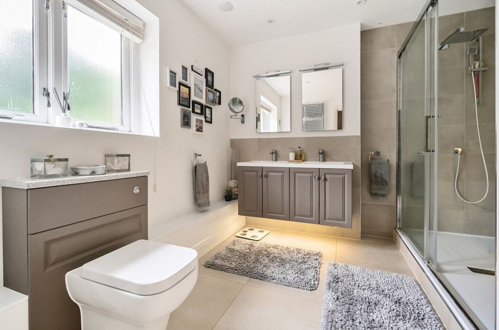 Additional image 7 of 7 bed detached house to rentChilworth Road, Chilworth, Southampton, Hampshire SO16