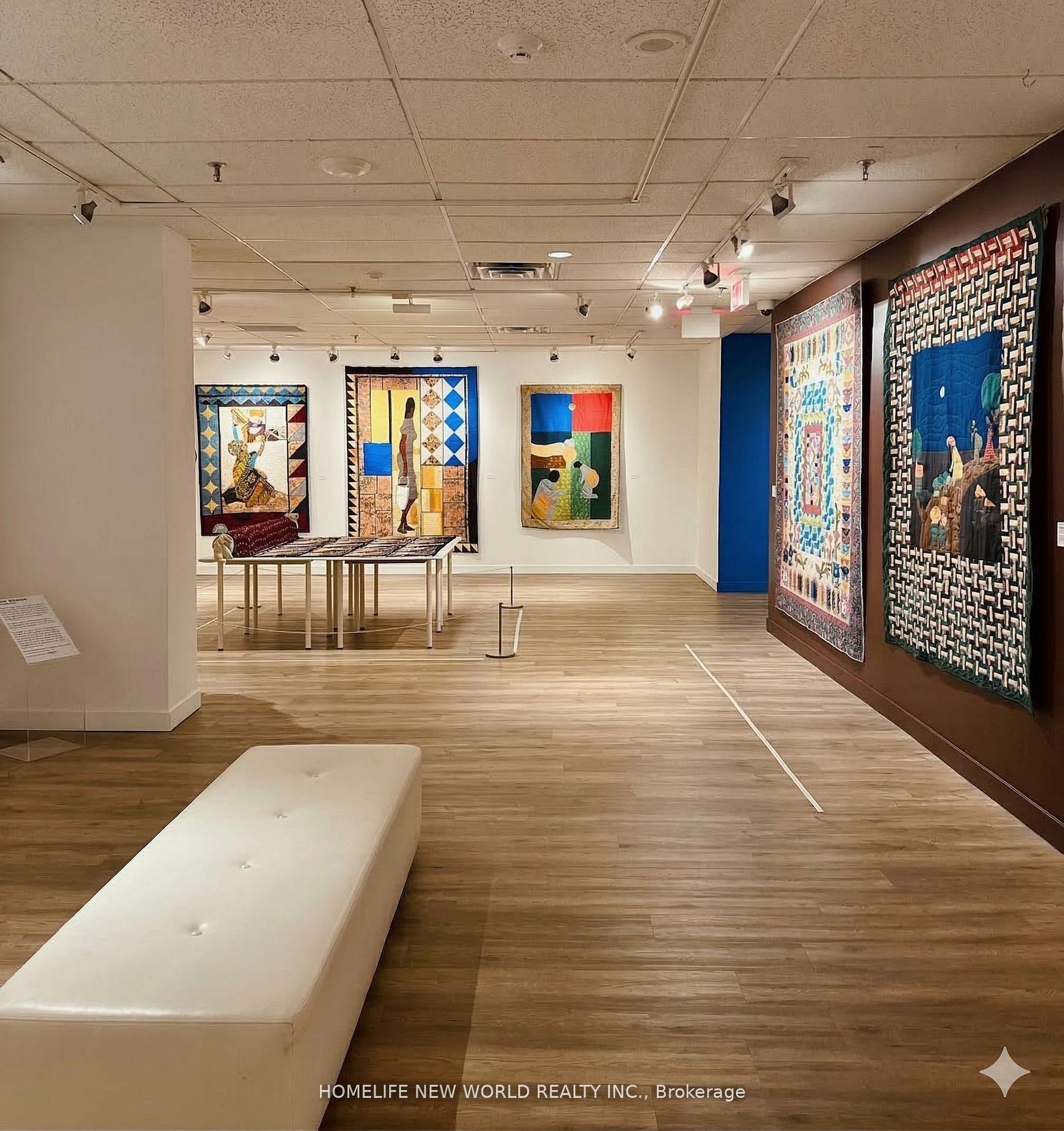 Additional image 2 of 2402-55 Centre Avenue, Toronto, ON, M5G 2H5
