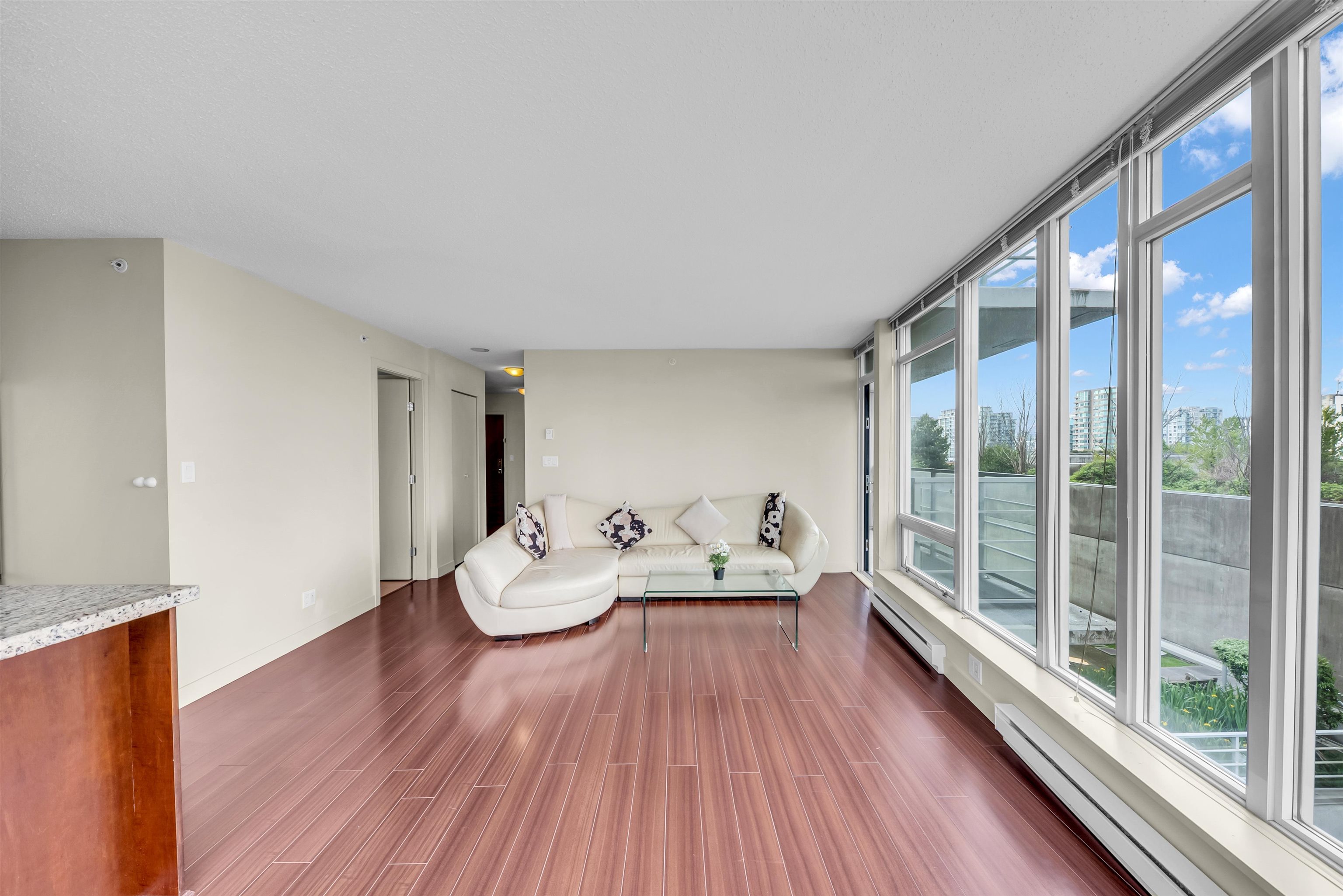 Additional image 6 of 703-8288 Lansdowne Road, Richmond, BC, V6X 0B3