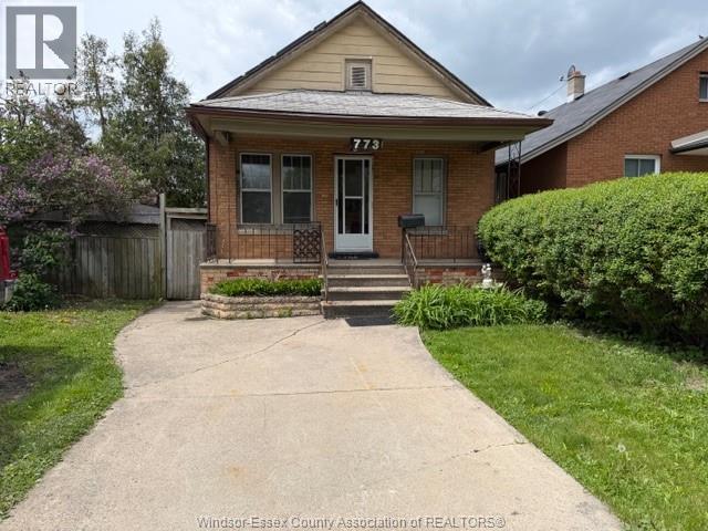 773 Glengarry Avenue, Windsor, ON, N9A1R4