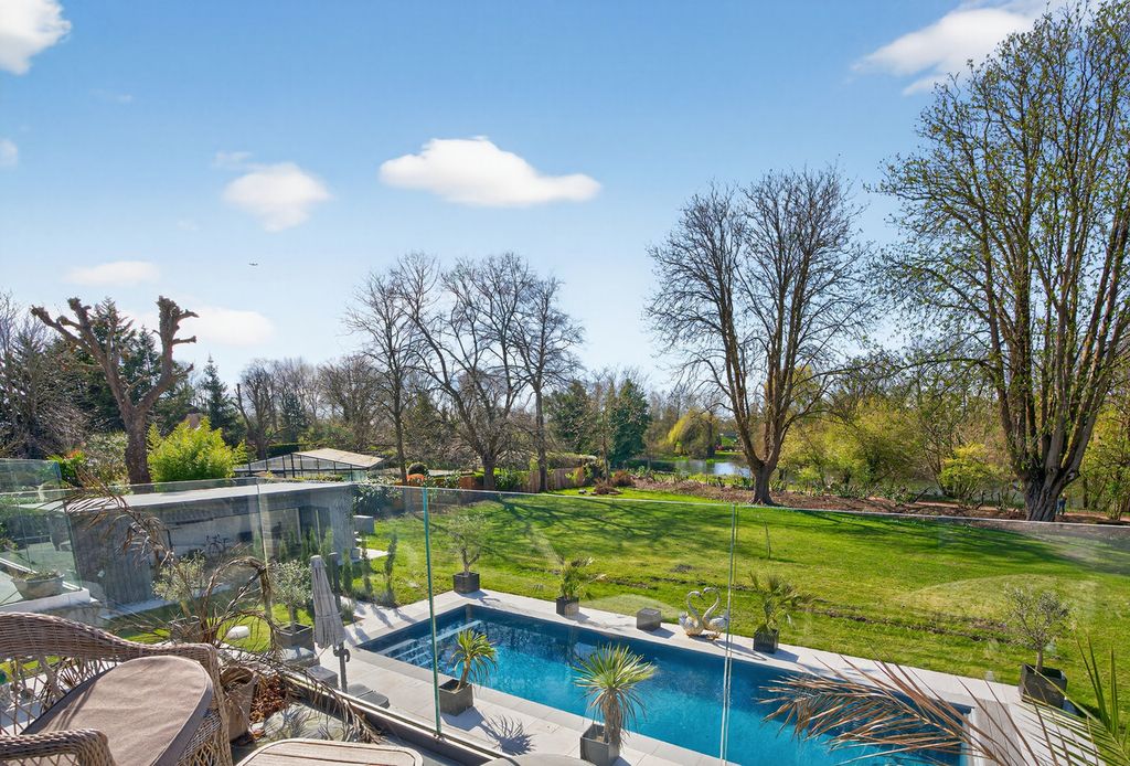Additional image 23 of 5 bed detached house for saleDorney Reach Road Dorney Reach Maidenhead, Berkshire SL6