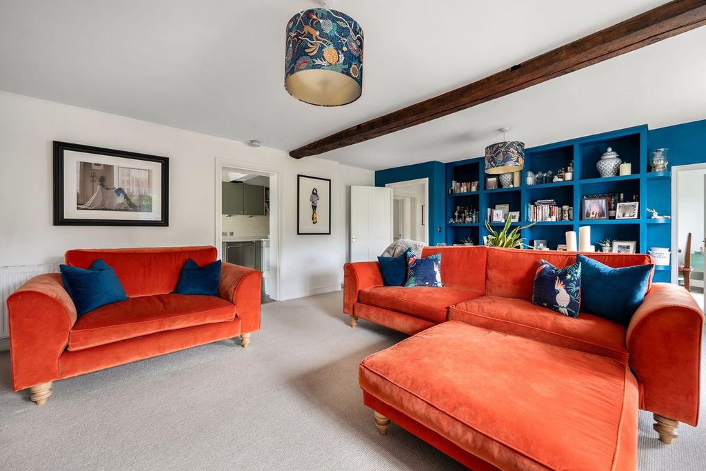 Additional image 4 of 3 bed flat for saleThrupp Lane, Thrupp, Stroud GL5