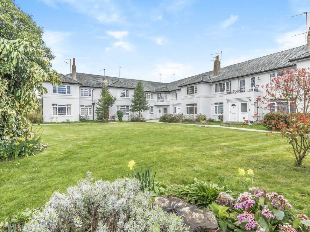 Additional image 2 of 4 bed maisonette to rentBath Road, Reading, Berkshire RG1