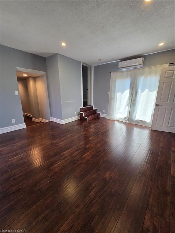 Additional image 5 of 2-2021 Edinburgh Drive, Burlington, ON, L7R 2C8