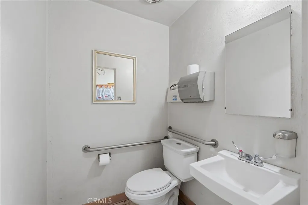 Additional image 88 of 2268 N. Long Beach Blvd, Long Beach, CA 90806