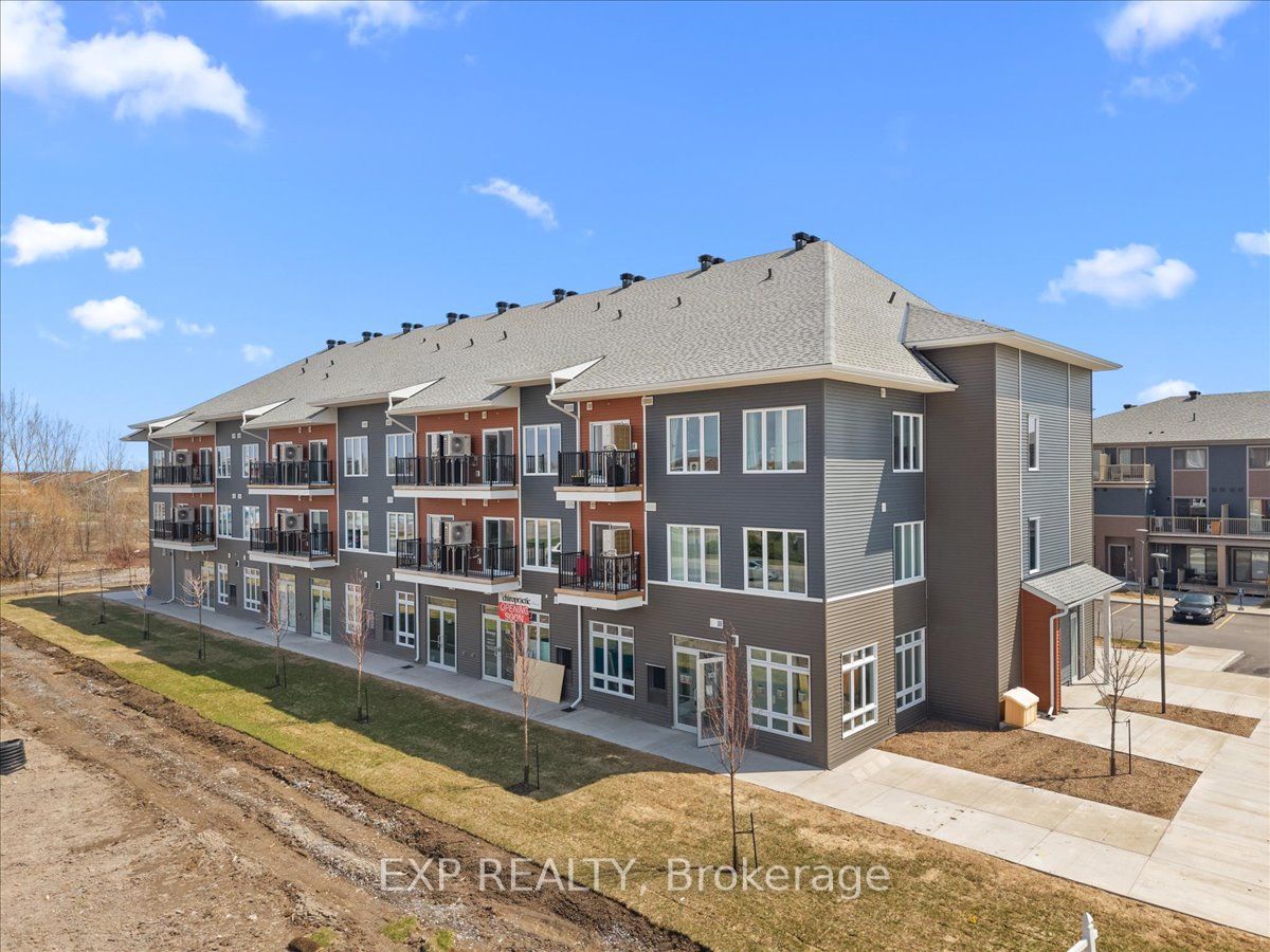 303-3600 Brian Coburn Boulevard, Ottawa, ON, K4A 5T8