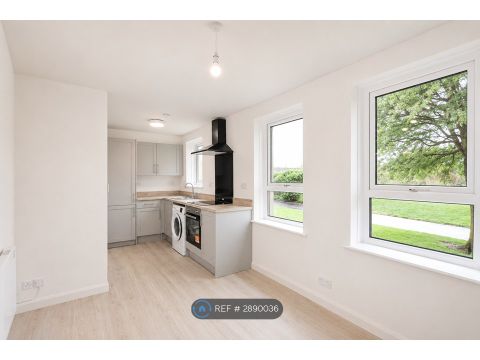 Newton Mearns, Glasgow G77, Studio to rent