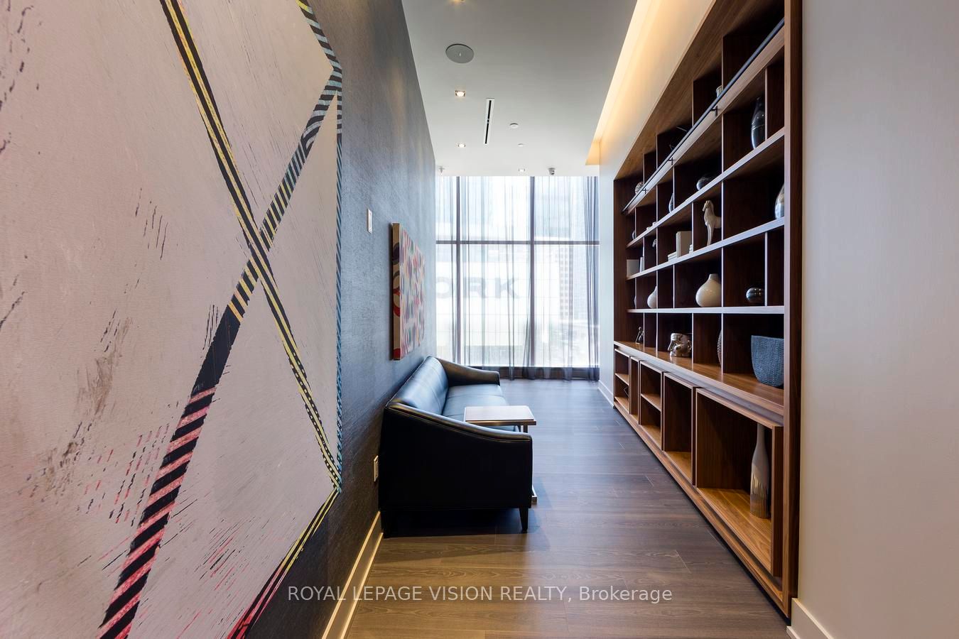 Additional image 5 of 1006-10 York Street, Toronto, ON, M5J 2Z2