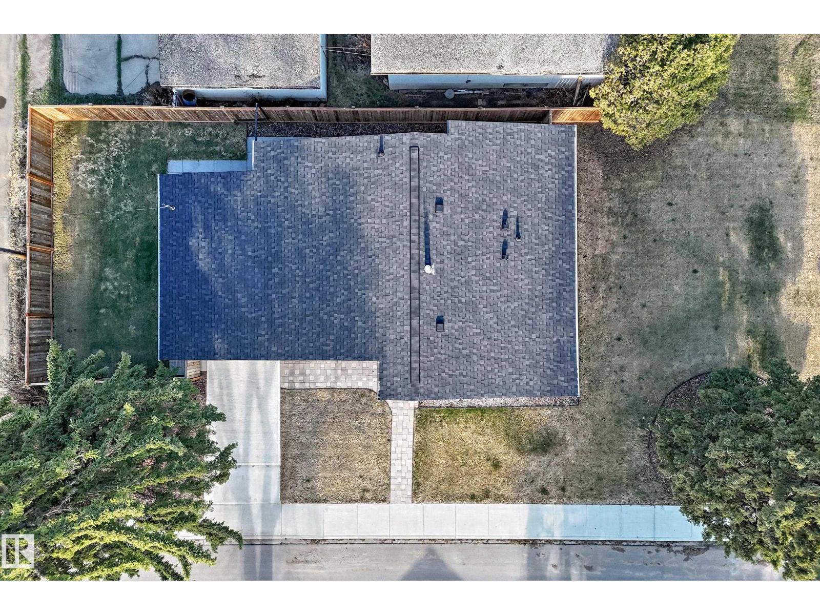 Additional image 6 of 4916 116a Street NW, Edmonton, AB, T6H3R6