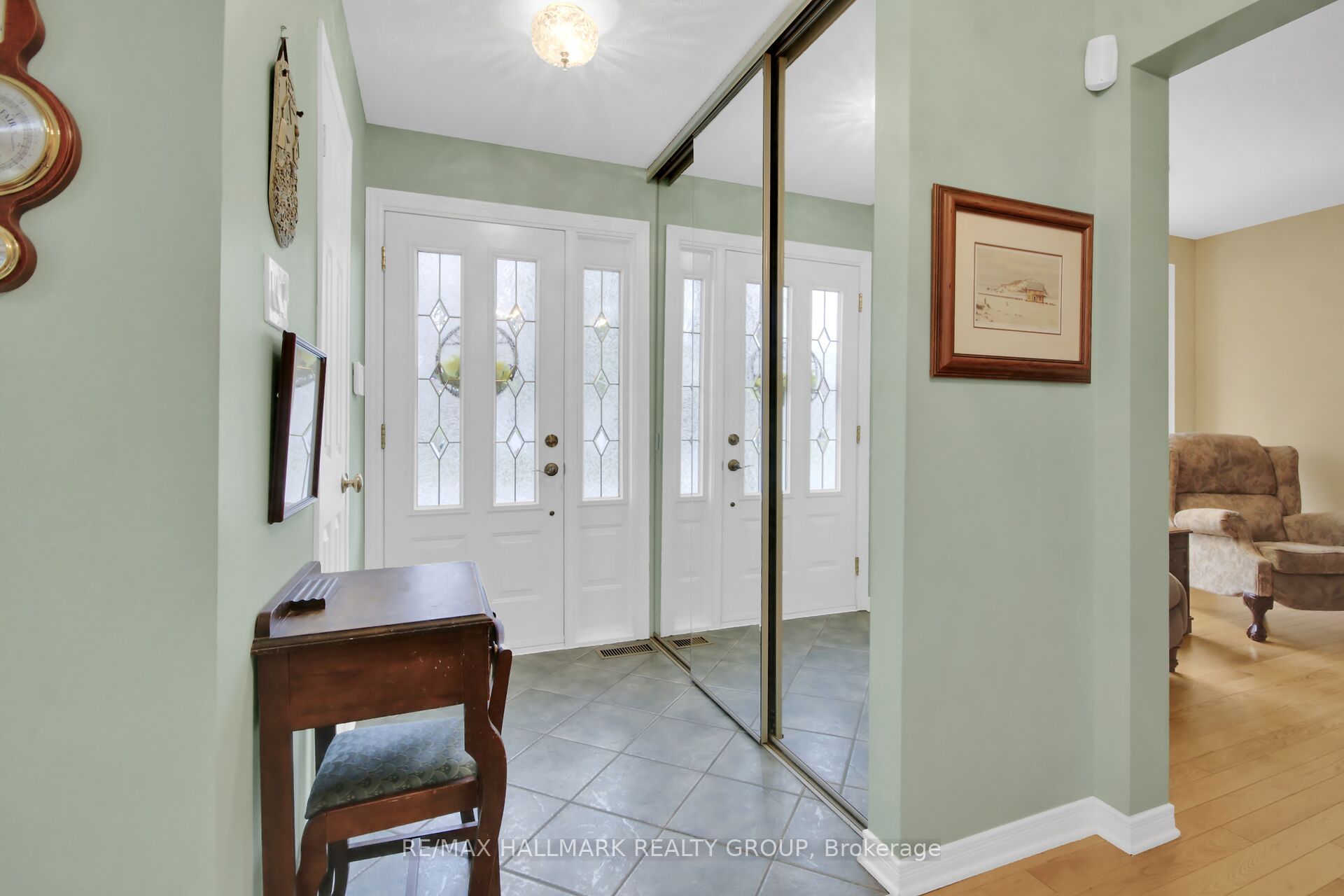 Additional image 4 of 56 Foxleigh Crescent, Ottawa, ON, K2M 1B7