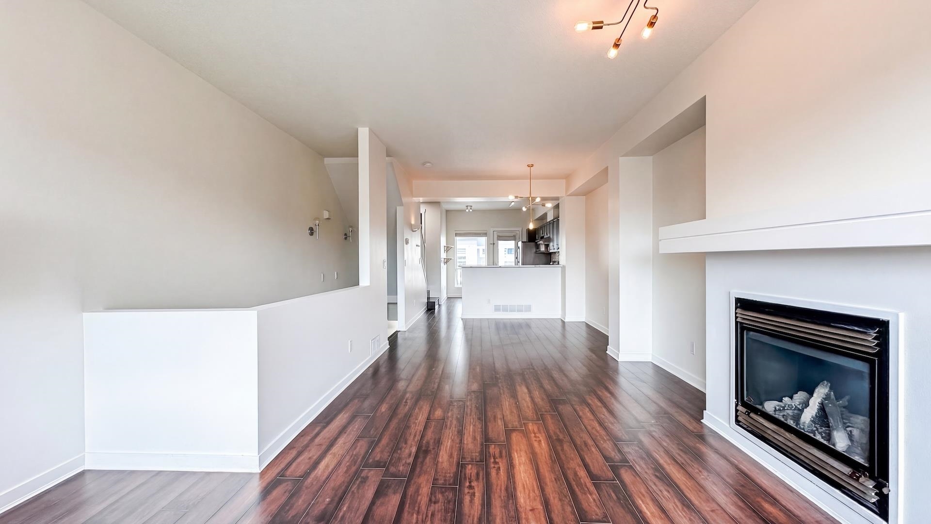 Additional image 5 of 19-15065 58 Avenue, Surrey, BC, V3S 8Z5