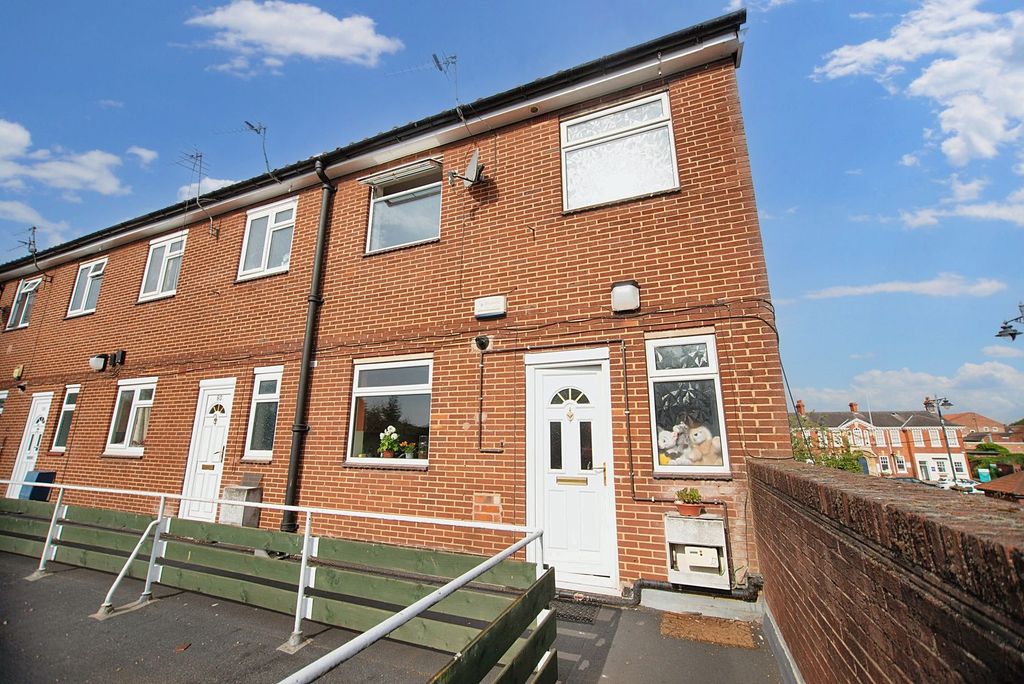 2 bed flat for saleKing Street, Cottingham HU16