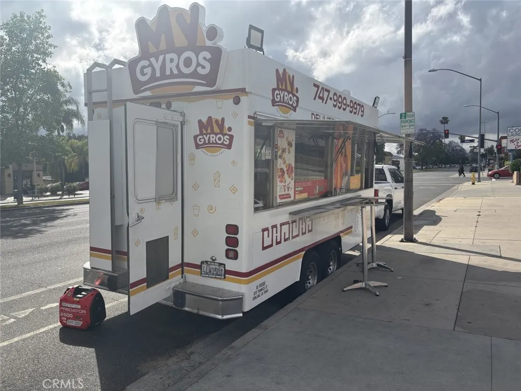Additional image 6 of 1837 W Glenoaks Boulevard, Glendale, CA 91201