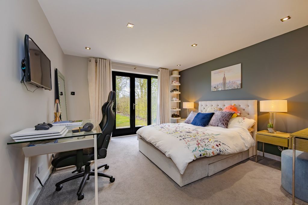Additional image 15 of 6 bed barn conversion for saleBedfield Road, Woodbridge IP13