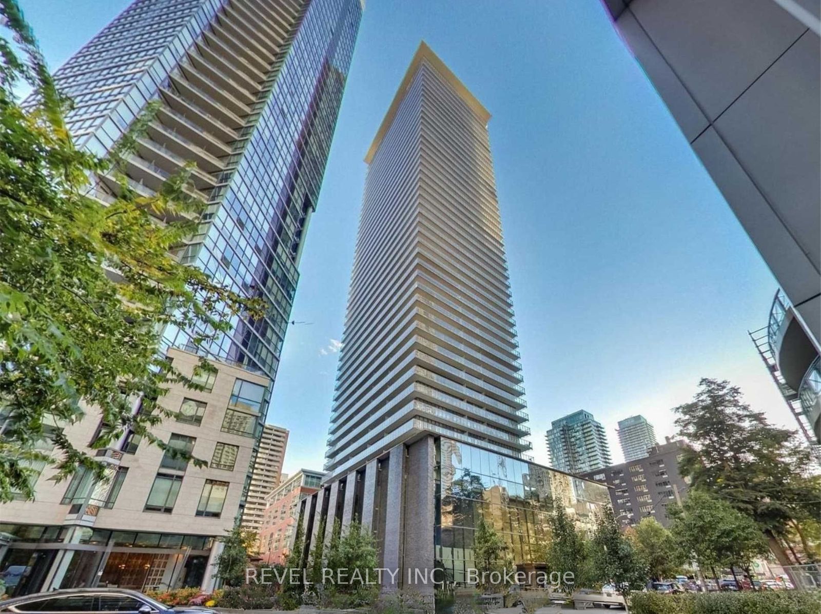 2901-33 Charles Street E, Toronto, ON, M4Y 0A2