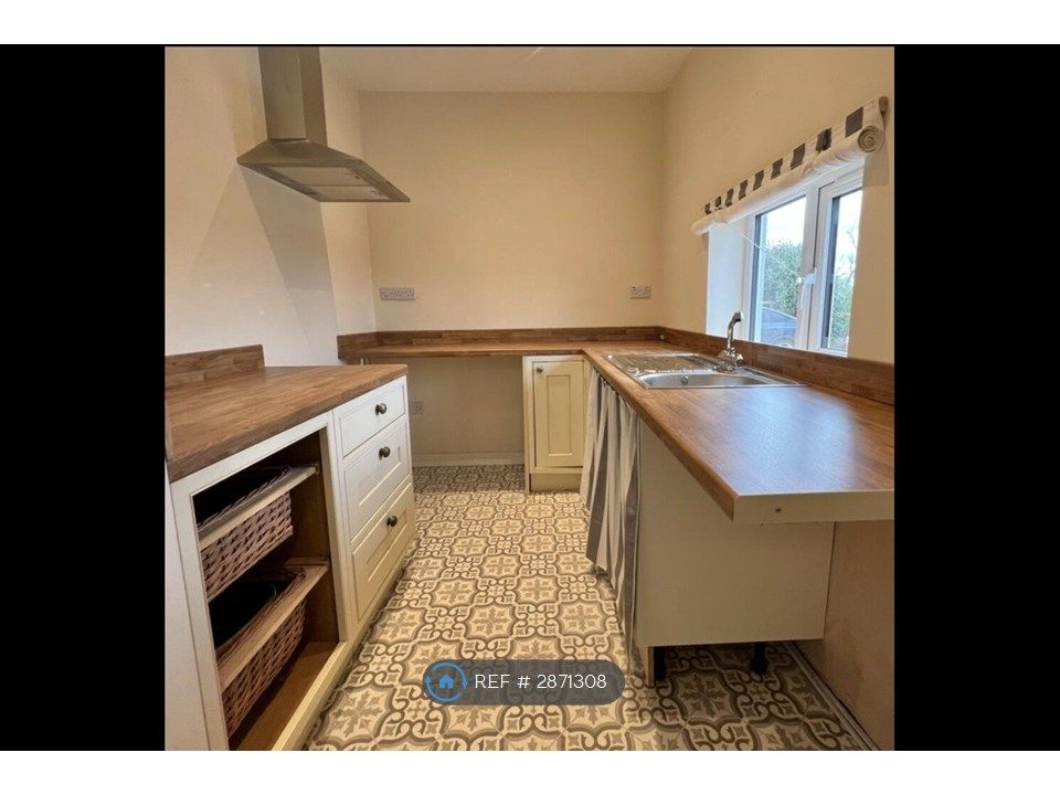 2 bed bungalow to rentDevauden, Chepstow NP16 photo 4