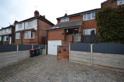School Lane, Beeston, Nottingham NG9