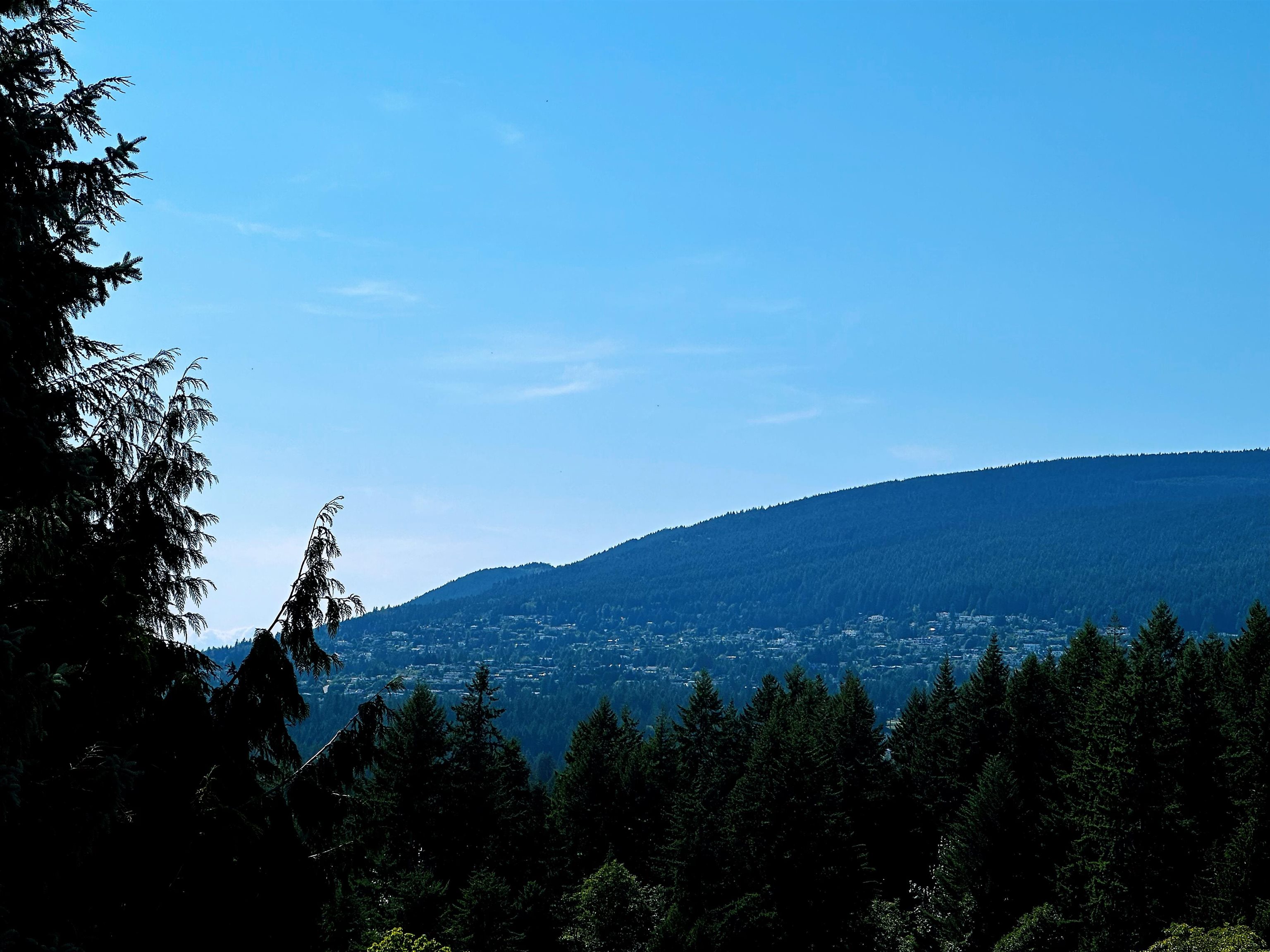 Additional image 5 of Upper Level-3847 Prospect Road, North Vancouver, BC, V7N 4H1