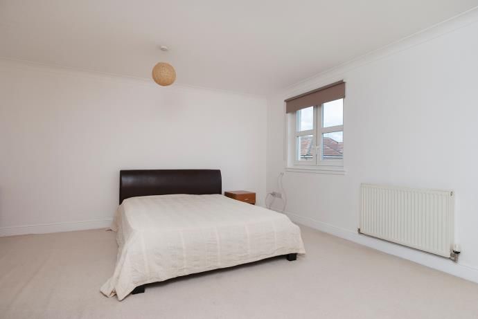 Additional image 11 of 3 bed town house to rentWest Fairbrae Drive, Edinburgh EH11
