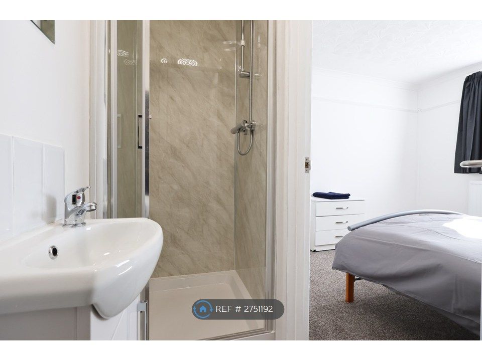 Additional image 14 of Room to rentNew St, Burry Port SA16