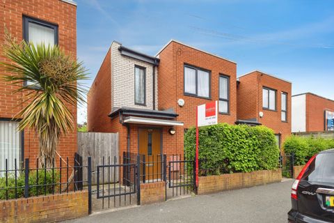 Lloyd Street South, Manchester, Greater Manchester M14