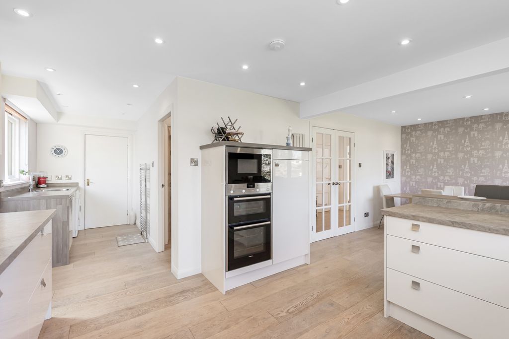 Additional image 7 of 5 bed villa for sale42 Eskfield Grove, Eskbank EH22
