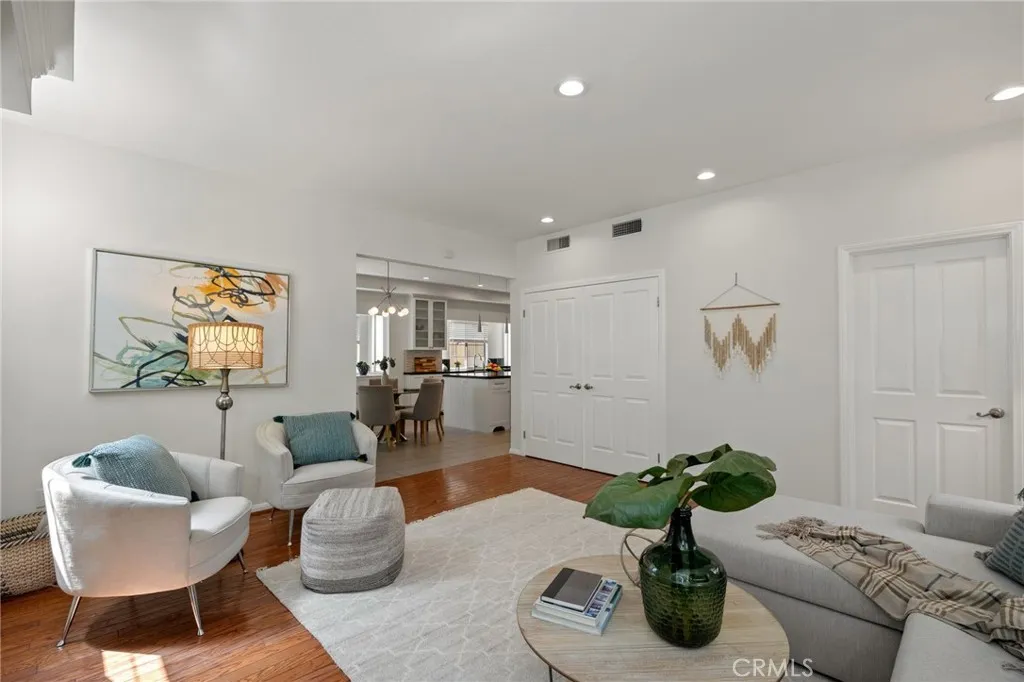 Additional image 16 of 4532 Laurelgrove Avenue, Studio City, CA 91604