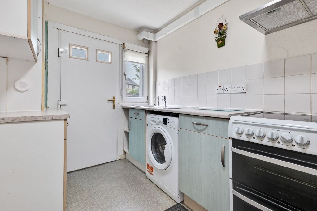 Additional image 4 of 2 bed terraced house to rentBurnhead Crescent, Gilmerton, Edinburgh EH16
