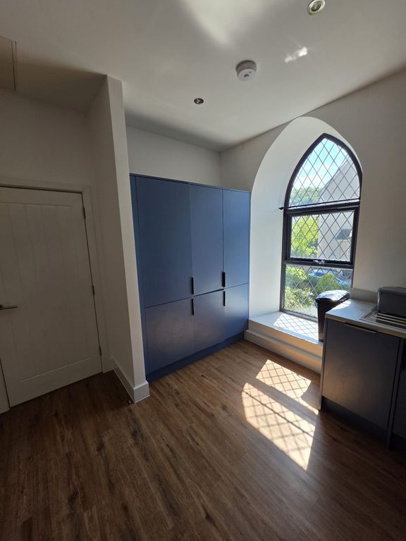 2 bed flat to rentColwyn Bay LL29 photo 5