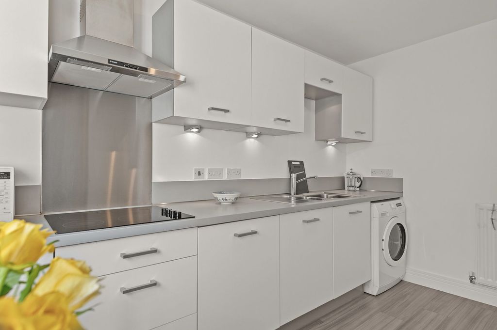 Additional image 8 of 2 bed flat for saleAllan Walk, Bridge Of Allan FK9