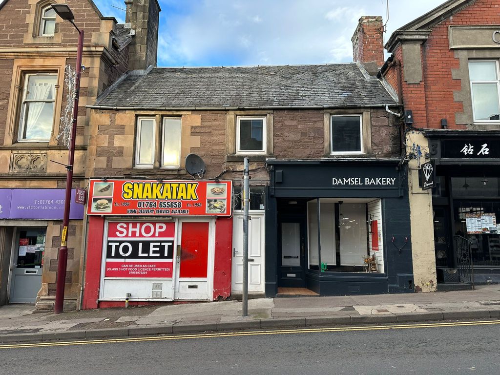 3 bed flat to rent7 West High Street Crieff PH7