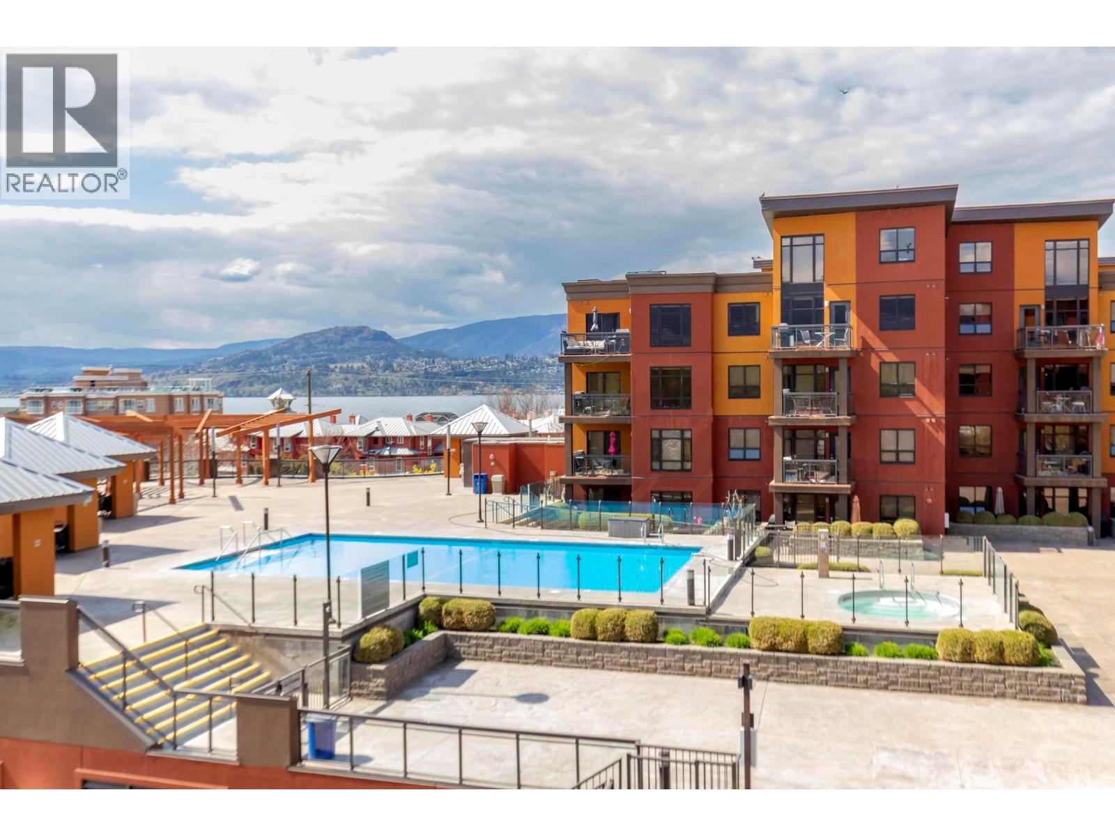 308-654 Cook Road, Kelowna, BC, V1W3G7