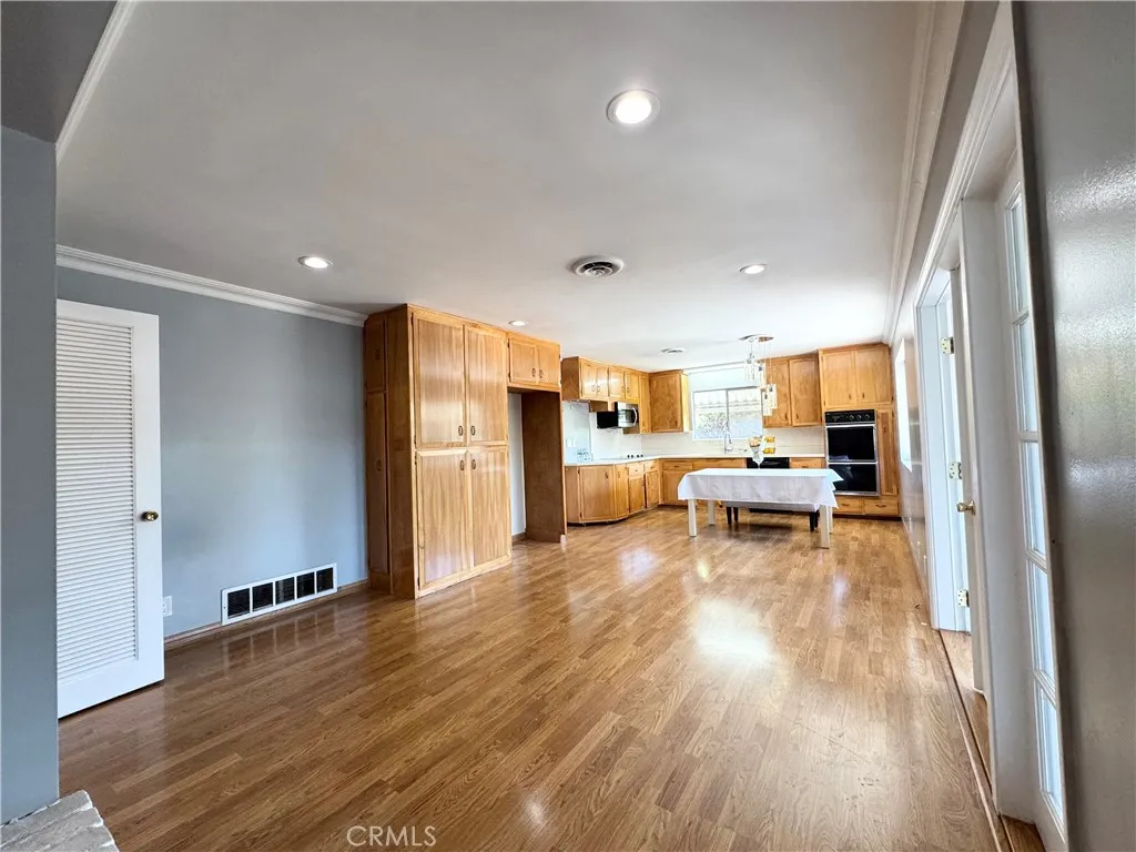 Additional image 8 of 216 S Homerest Ave, Covina, CA 91722