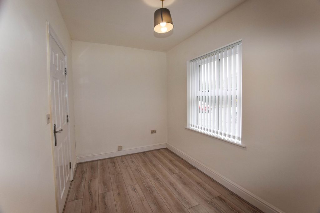 Additional image 10 of 2 bed flat to rentLilybrook Drive, Knutsford, Cheshire WA16
