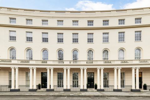 Park Crescent, London W1B