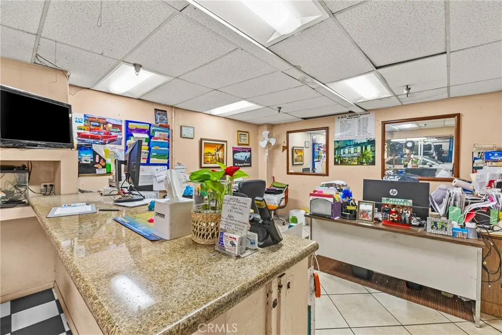 Additional image 5 of 715 Witmer St, Los Angeles, CA 90017