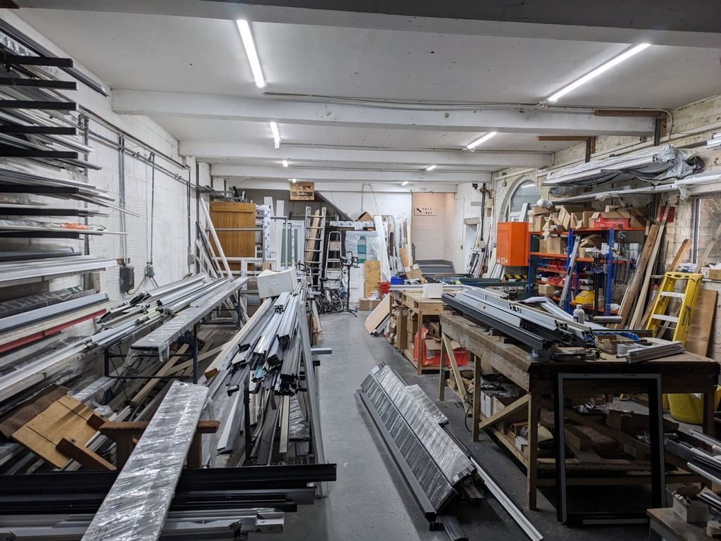 Additional image 3 of Studio for saleStafford Mill, Thrupp, Stroud, Gloucestershire GL5