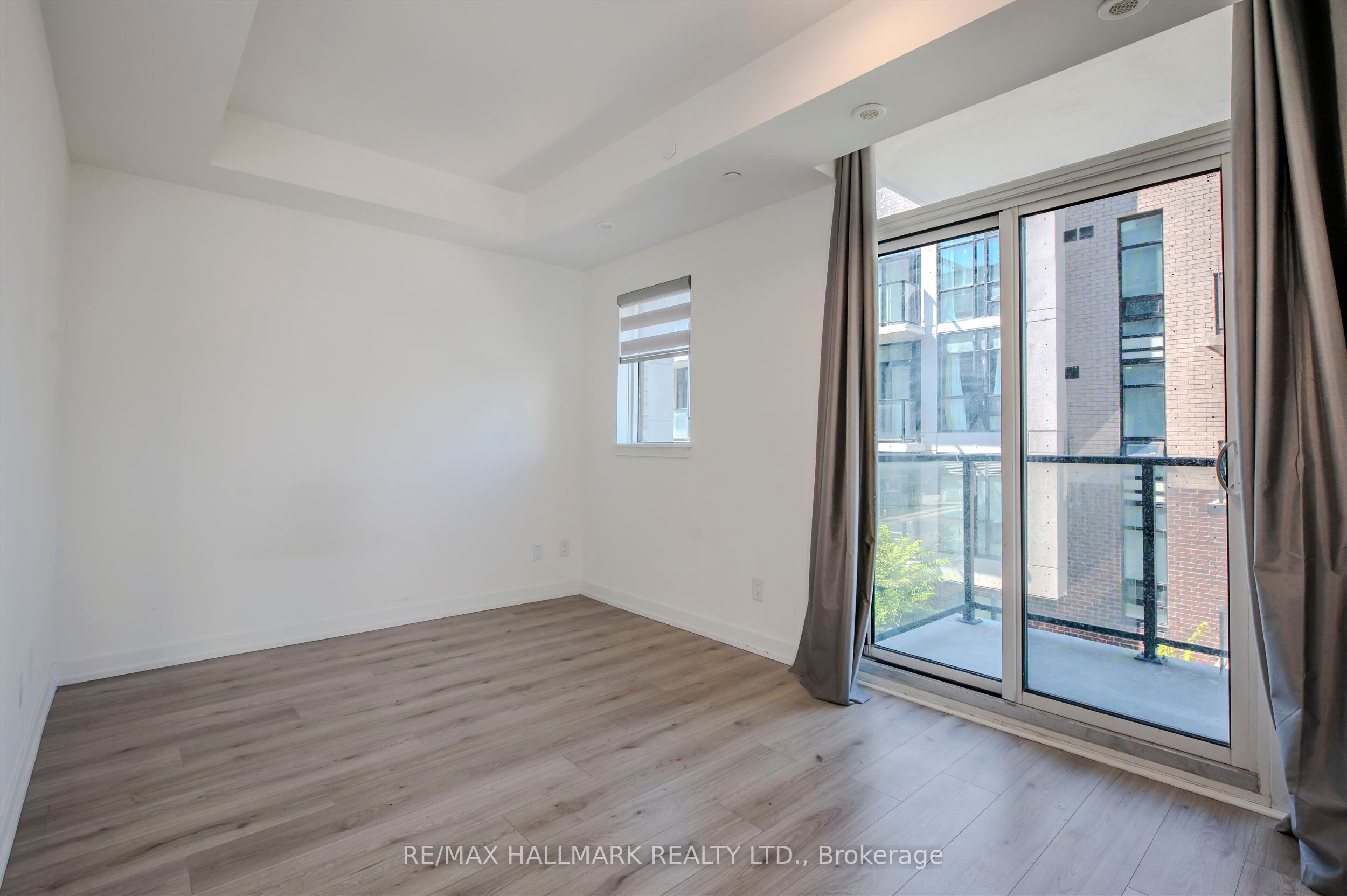 Additional image 5 of 4th floor-34-851 Sheppard Avenue W, Toronto, ON, M3H 0E8
