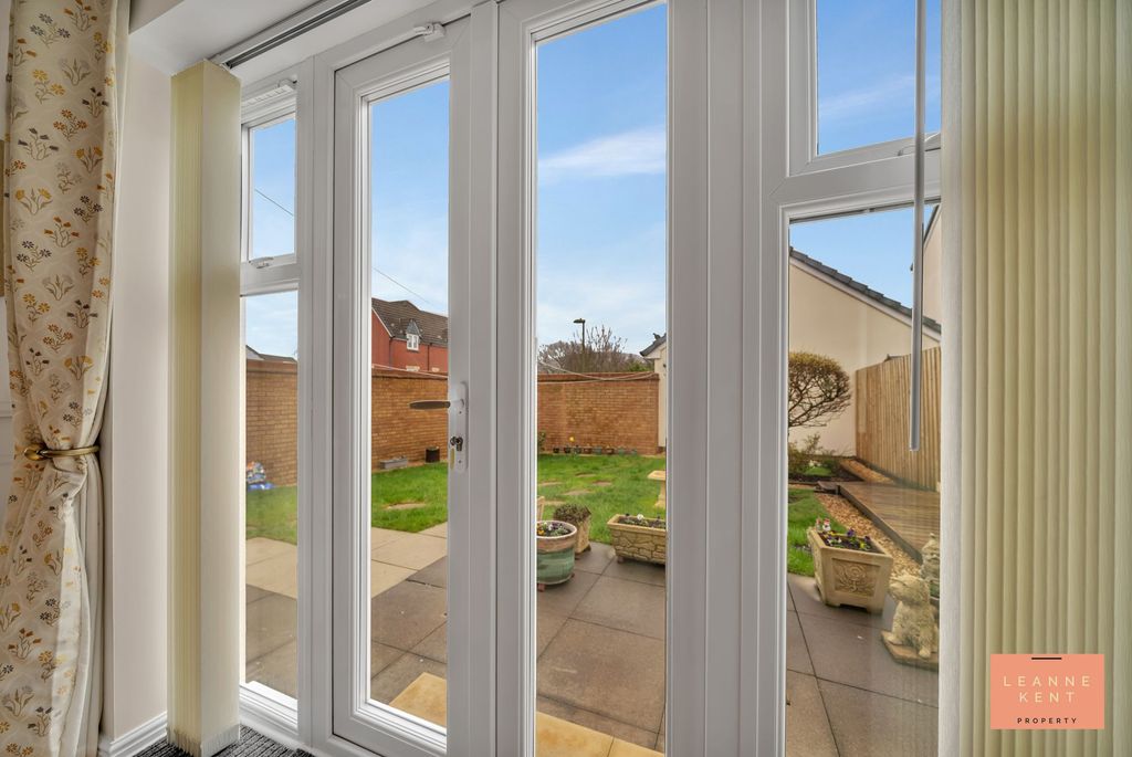 Additional image 11 of 3 bed detached house for saleDruids Close, Caerphilly CF83