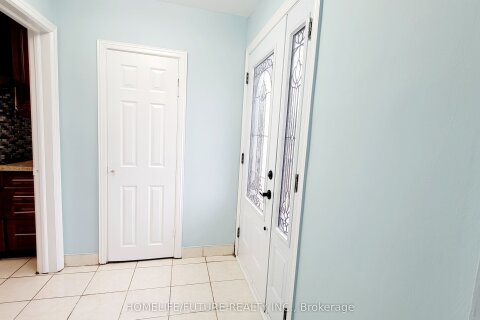 Additional image 8 of Main-73 Flora Drive, Toronto, ON, M1P 1A5
