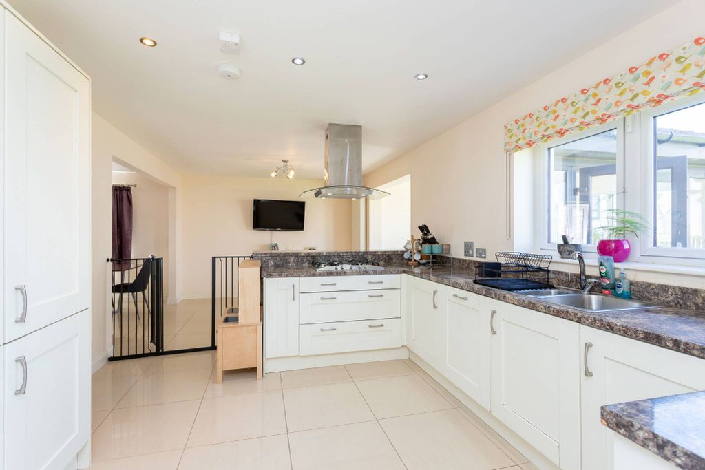 Additional image 9 of 4 bed detached house for saleStrathgray Road, Dundee DD2