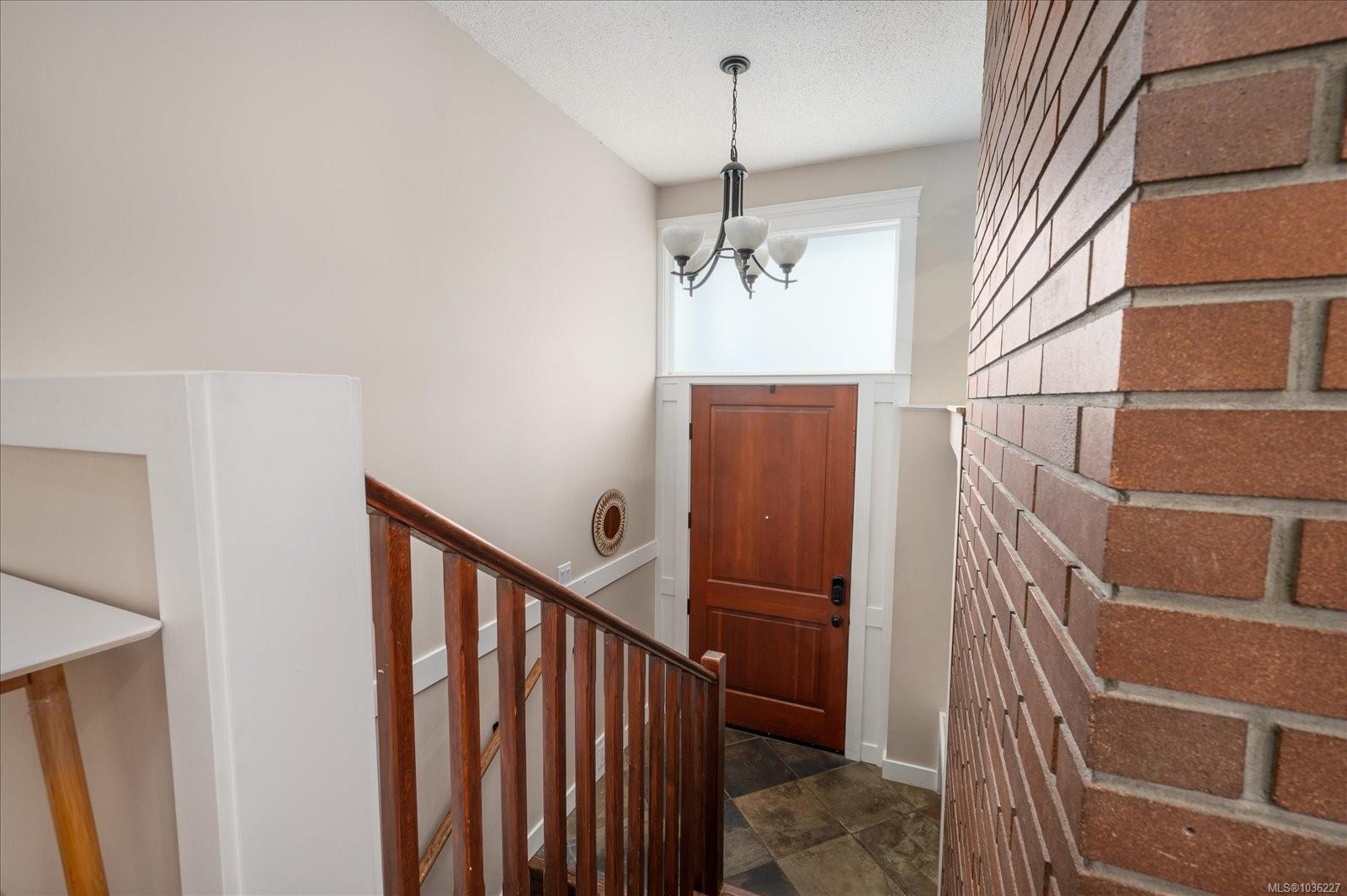 Additional image 4 of 5151 Metral Drive, Nanaimo, BC, V9T 2K7
