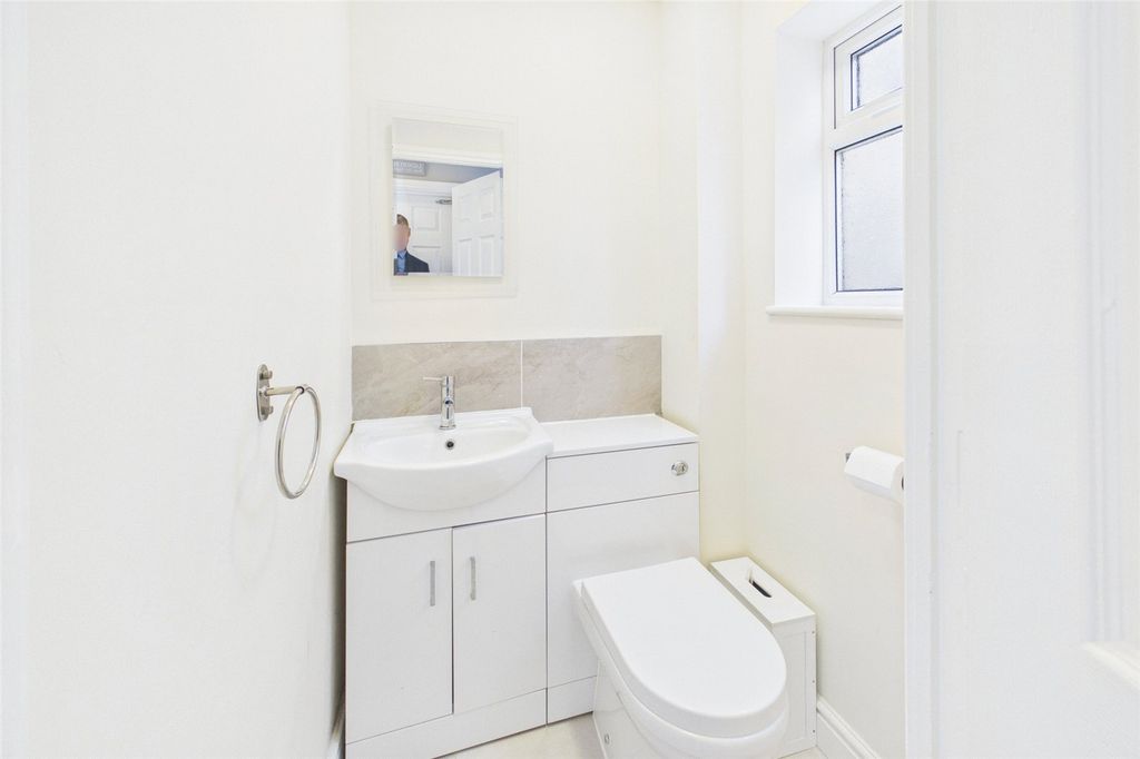 Additional image 9 of 4 bed detached house to rentRoman Way, Ross-On-Wye, Herefordshire HR9