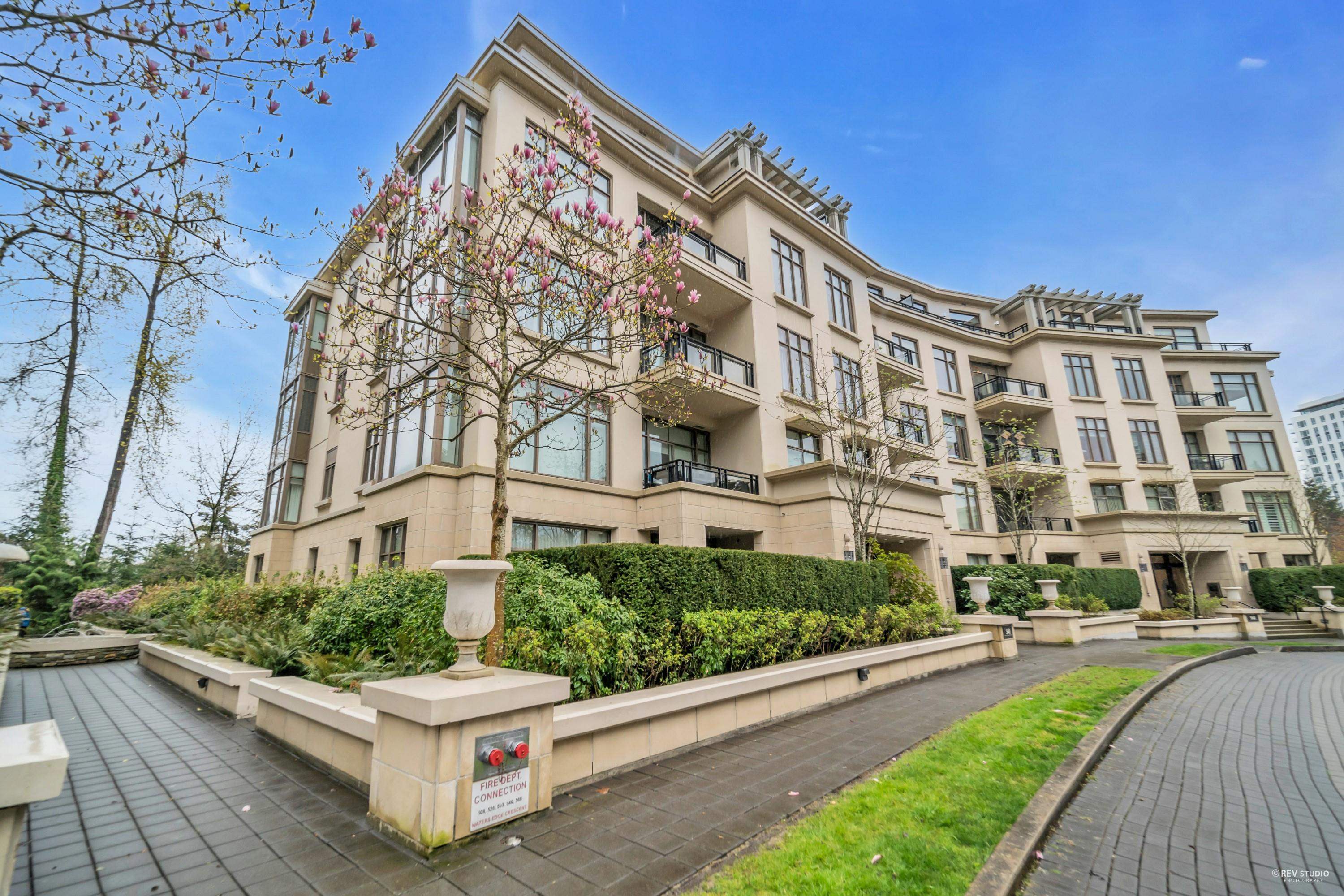 Additional image 2 of 403-568 Waters Edge Crescent, West Vancouver, BC, V7T 0A2