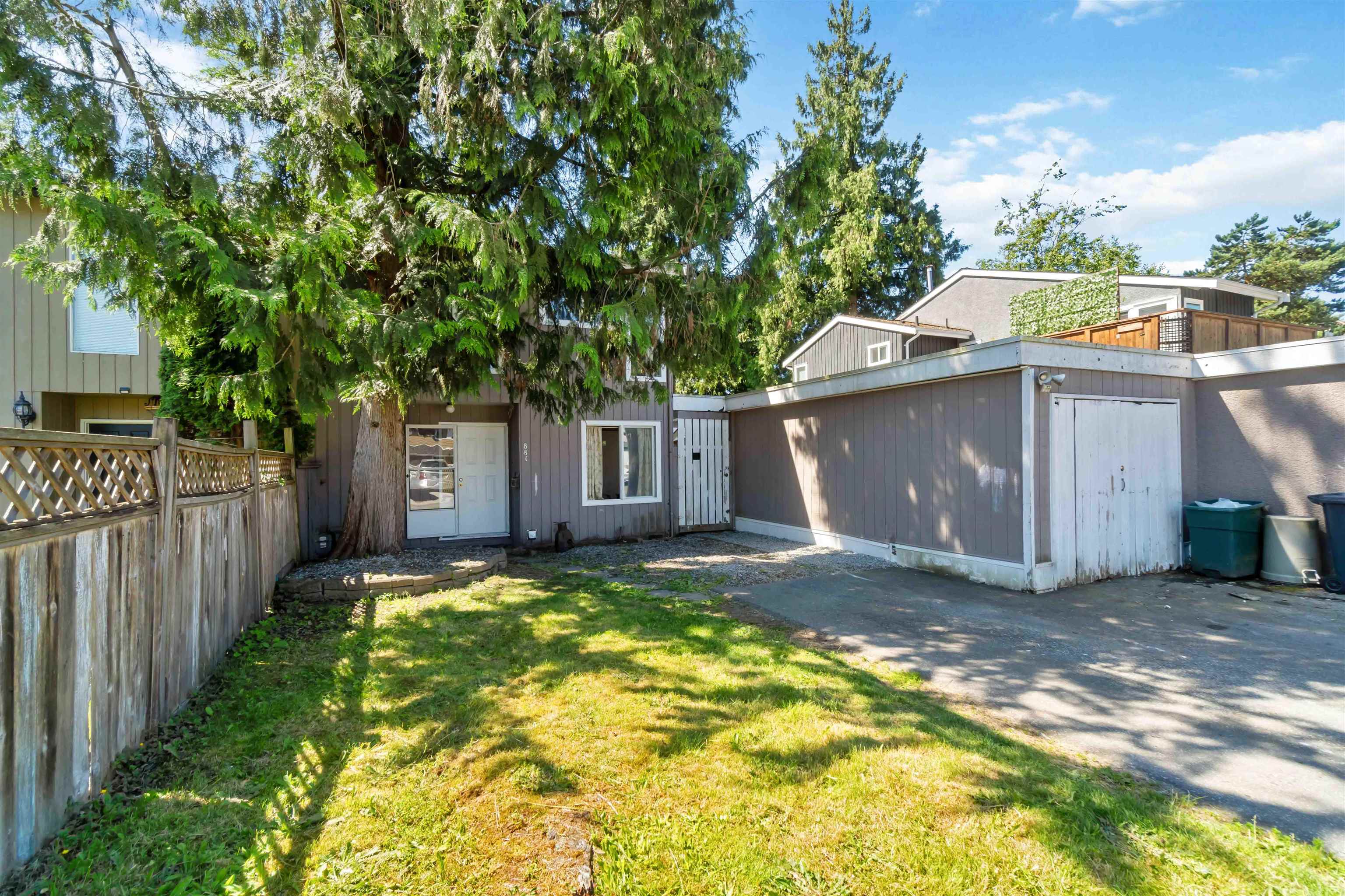 Additional image 2 of 881 Pinebrook Place, Coquitlam, BC, V3C 4C1