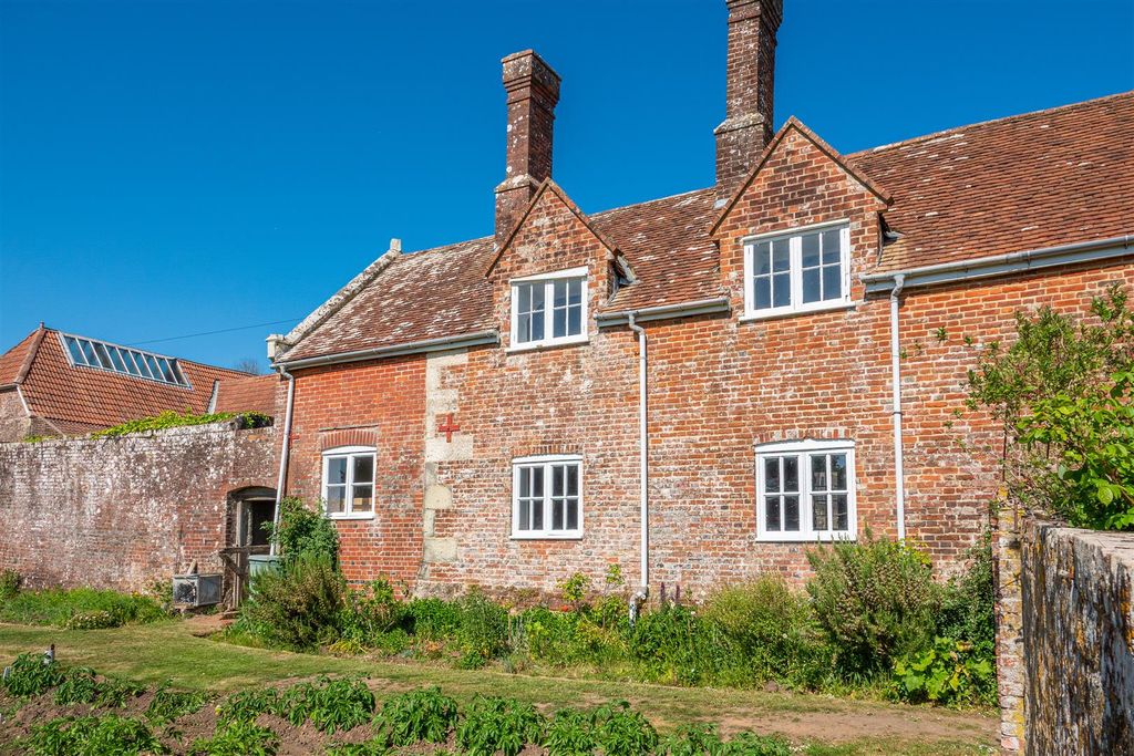 Additional image 31 of 8 bed detached house for saleBlackwater, Isle Of Wight PO30