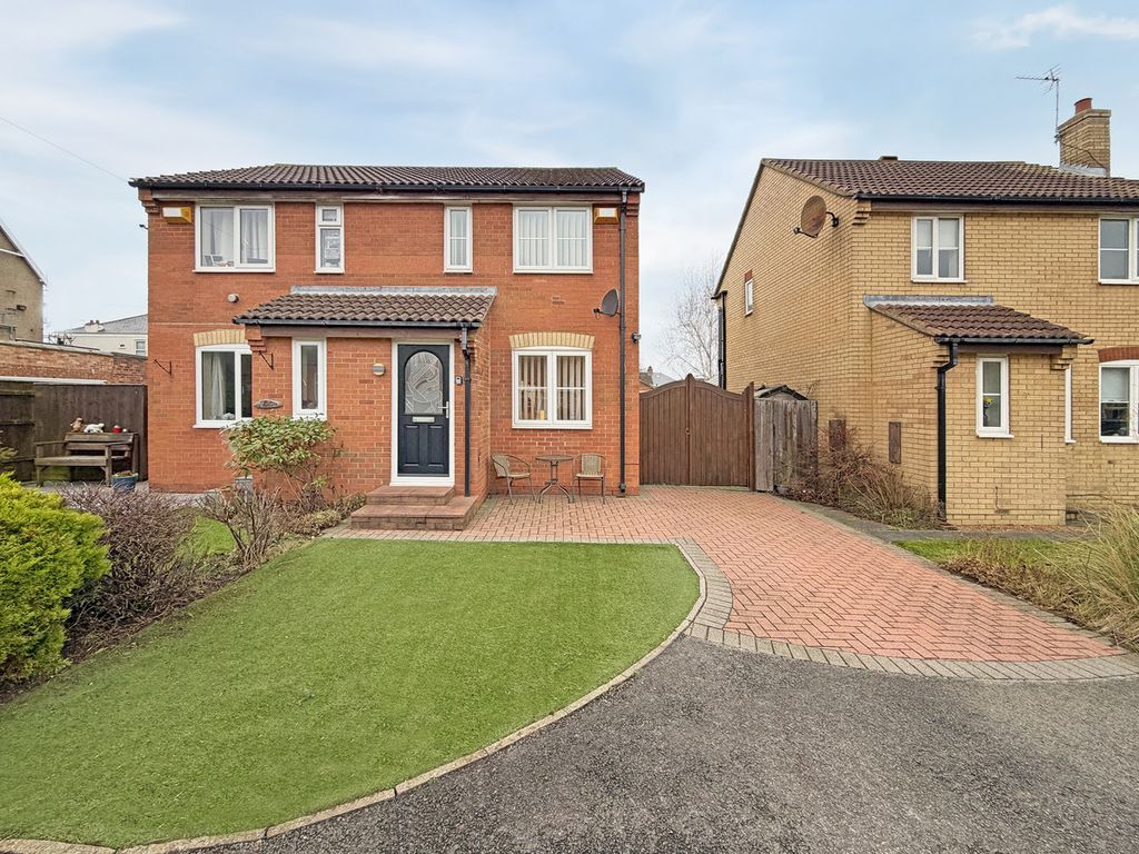 2 bed semi-detached house for saleRedcar Close, Hartlepool, 5 TS25
