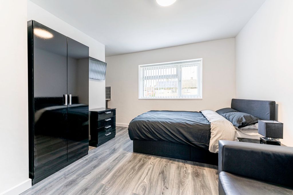 Additional image 5 of Room to rentCameron Court, Corby NN17