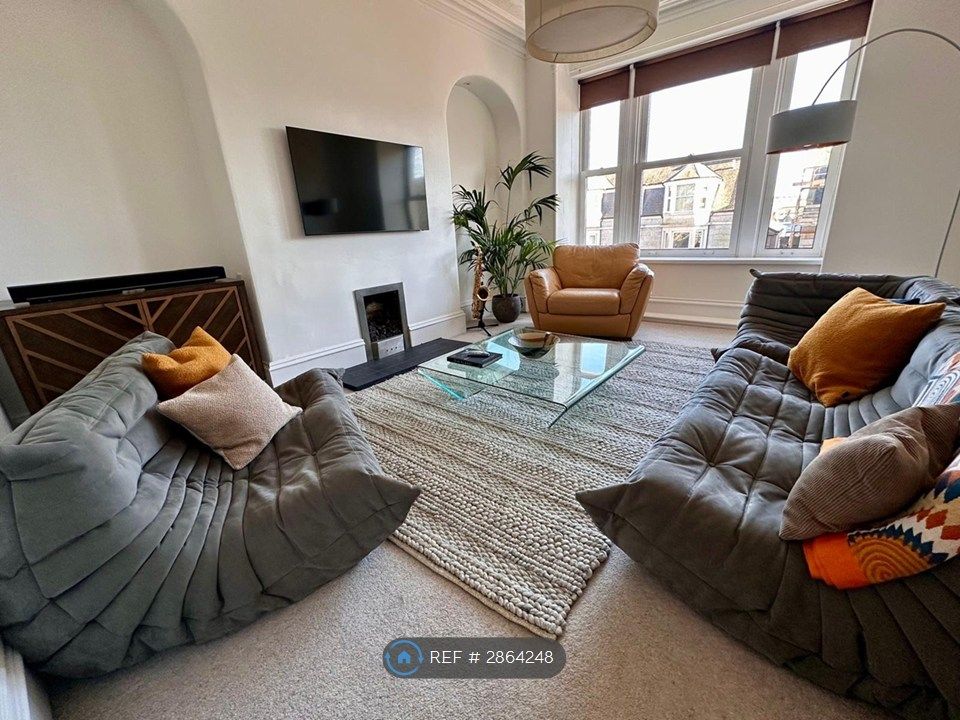 Additional image 2 of 4 bed flat to rentGreat Western Road, Aberdeen AB10