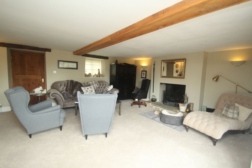 Additional image 2 of 4 bed detached house to rentHarewell Lane, Dacre Banks, Harrogate, North Yorkshire HG3
